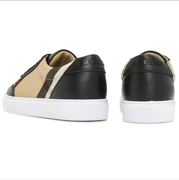 NIB Burberry New Salmond Women's Sneakers # 94703913-- Size 7.5 - Picture 3 of 13